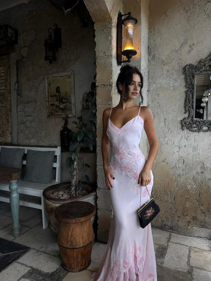 Elegant Mermaid V-neck Spaghetti Straps Sleeveless Satin Floor-Length Women's Prom Dress