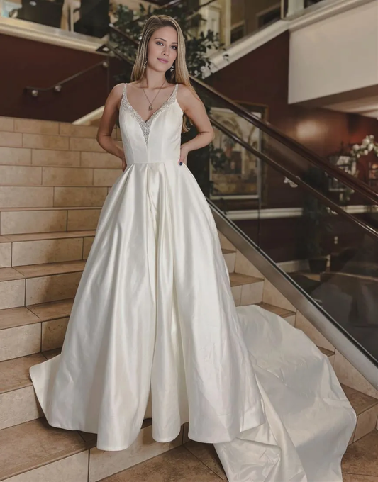 Aimishang Elegant Noble A-line V-Neck Chapel Train Satin Wedding Dress With Beading Chic Bridal Gown