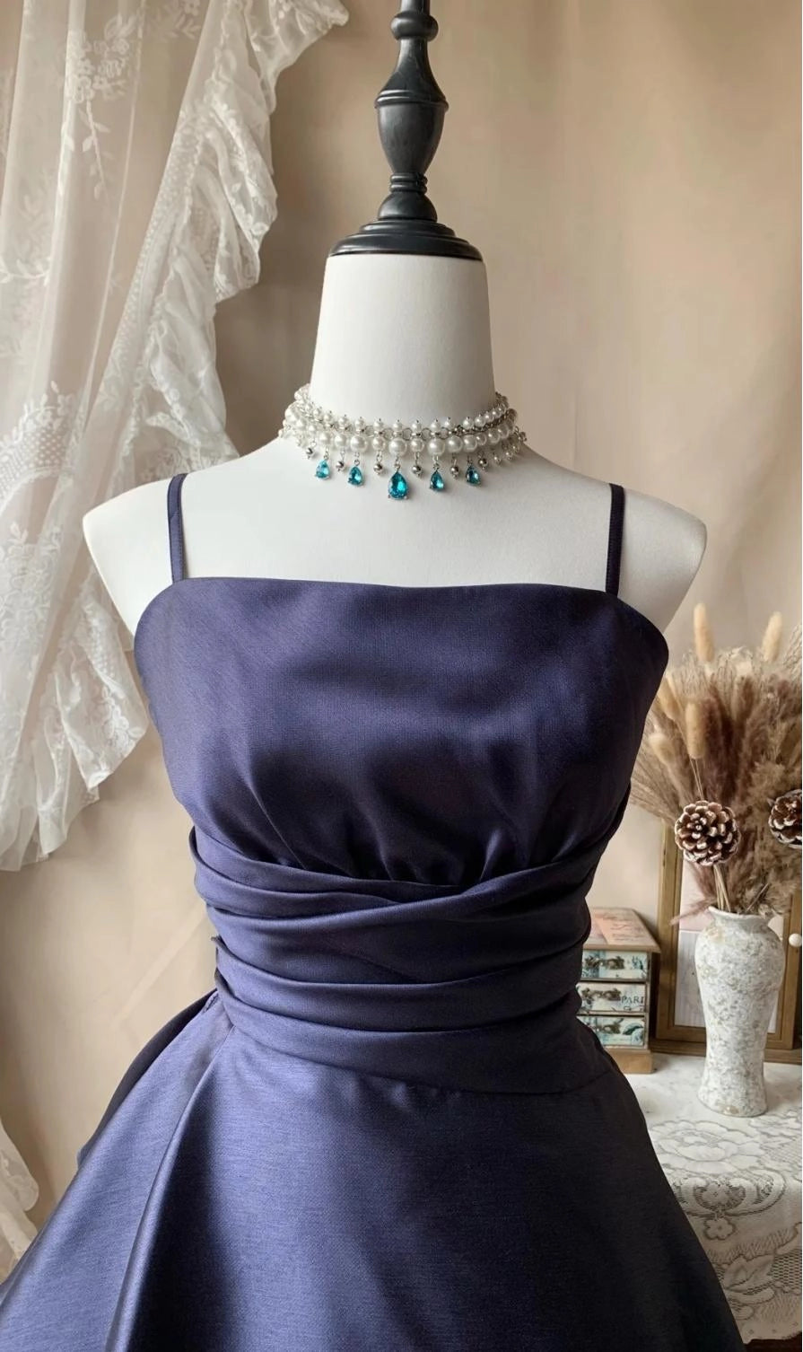Aimishang Elegant Spaghetti Straps A Line Sleeveless Lace-Up Back Short Homecoming Dress Classy Graduation Party Dress