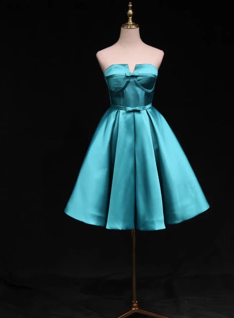 Aimishang Elegant Strapless A-Line Satin Sleeveless Summer Homecoming Dress Cute Graduation Party Dress