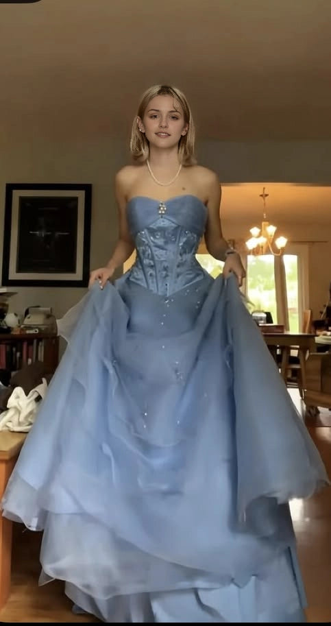 Aimishang Elegant Sweetheart Strapless A Line Princess Sleeveless Beaded Long Formal Prom Dress
