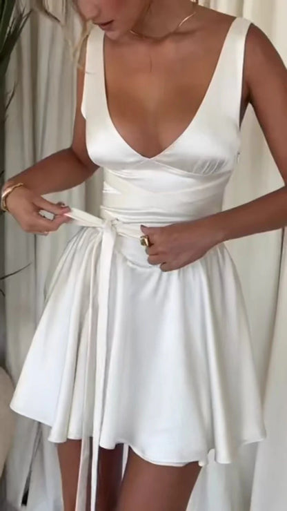Aimishang Fashion A Line V-neck Sleeveless Short Summer Birthday Party Dress Simple Cocktail Homecoming Dress