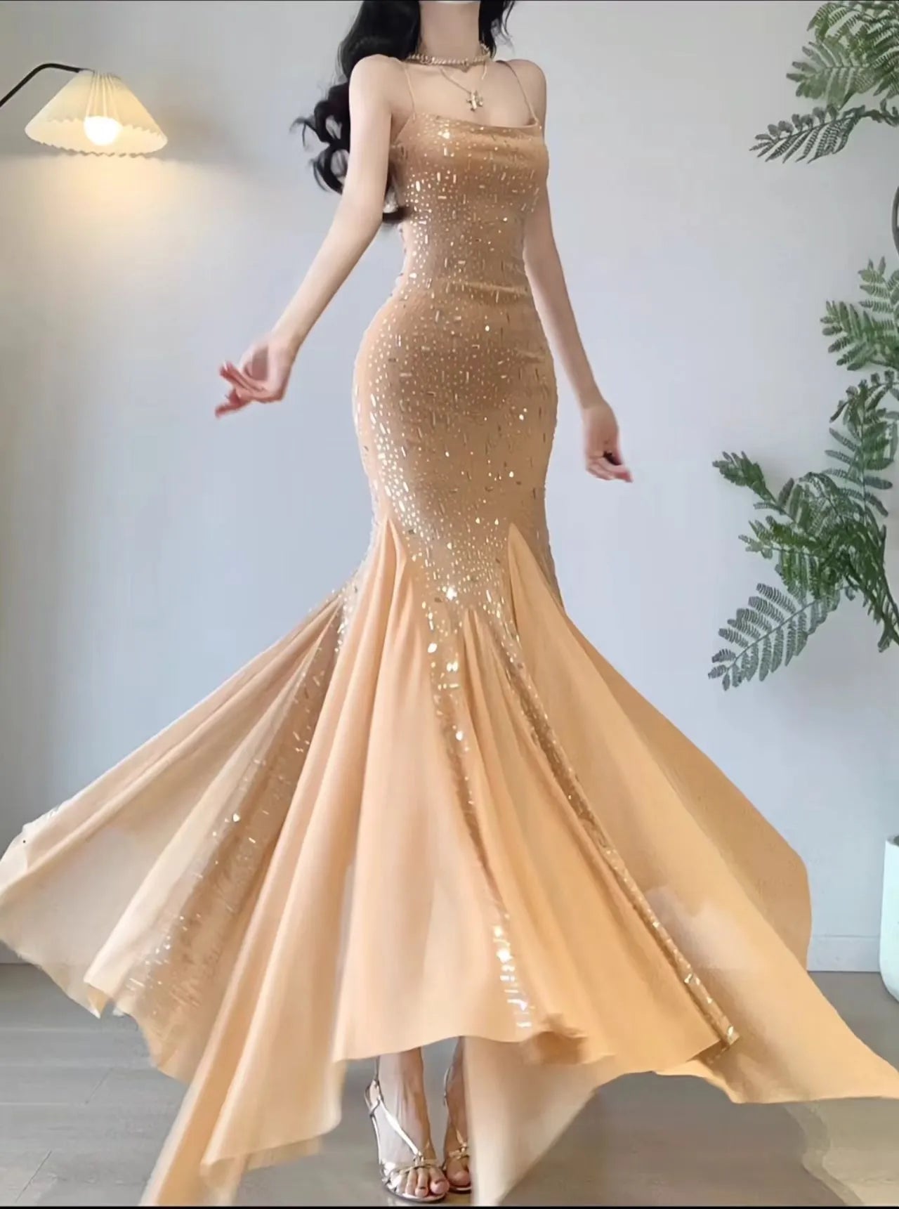 Aimishang Fashion Spaghetti Straps Sleeveless Party Evening Gown Modern Long Formal Prom Dress