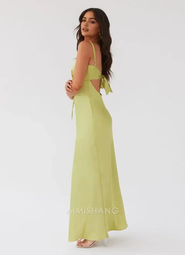 Aimishang Fashion Spaghetti Straps V-neck Sleeveless Long Prom Dress Simple Maxi Dress Elegant Evening Party Dress
