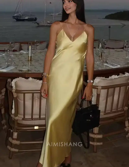 Aimishang Fashion V-neck Spaghetti Straps Sleeveless Prom Dress Simple Maxi Dress Elegant Evening Party Dress