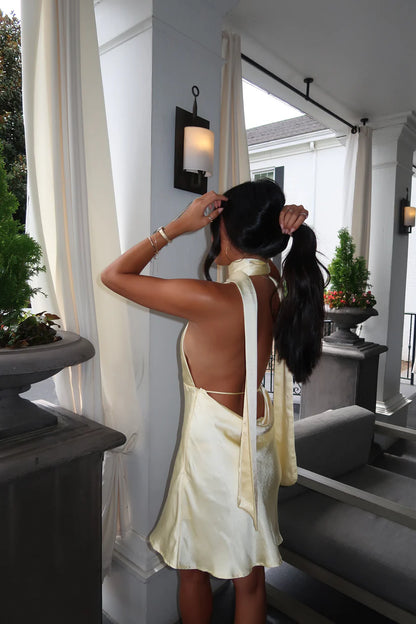 Aimishang Fashion V-neck Homecoming Dress Charming Graduation Dress Simple Birthday Party Dress