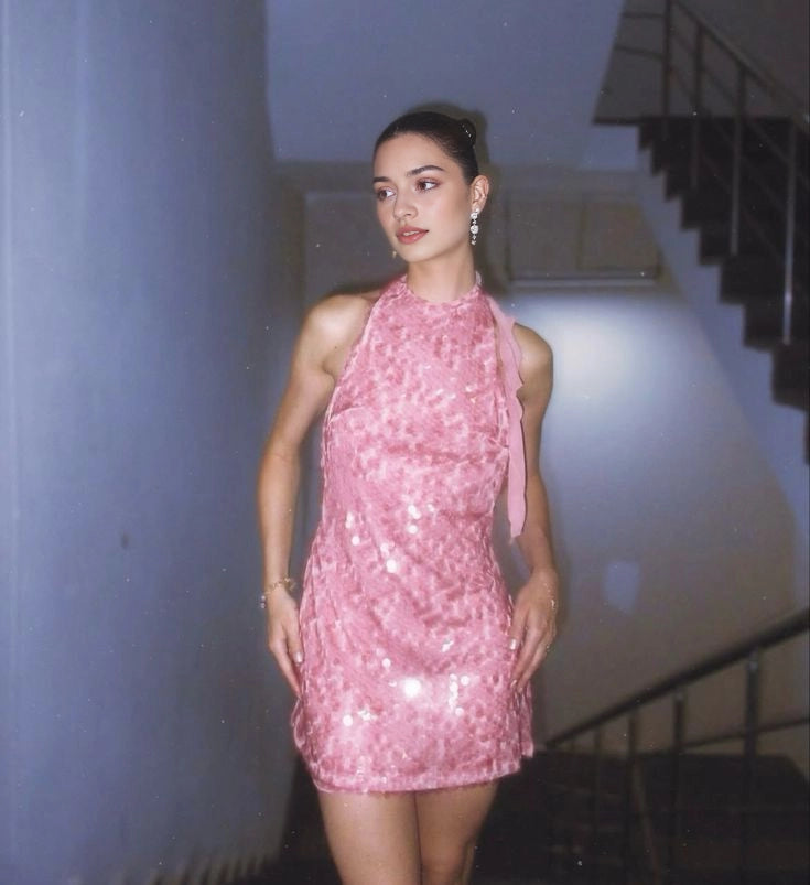 Aimishang Gorgeous Sheath Halter Sequin Sleeveless Backless Short Graduation Party Dress Summer Sparkly Homecoming Dress
