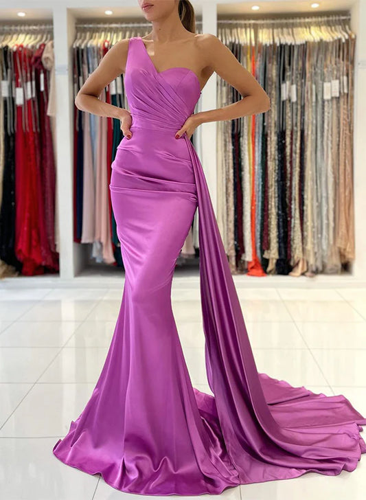 One Shoulder Sleeveless Silk Like Satin Sheath/Column Bridesmaid Dresses Elegant Evening Dress Wholesale