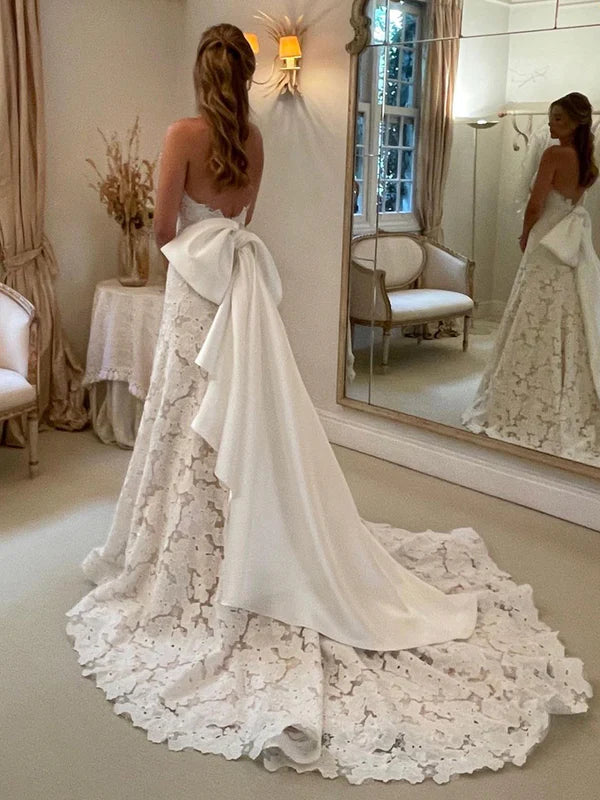 Floral Lace Strapless A Line Wedding Dress with Satin Bowtie Boho Wedding Gown Off Shoulder Elegant