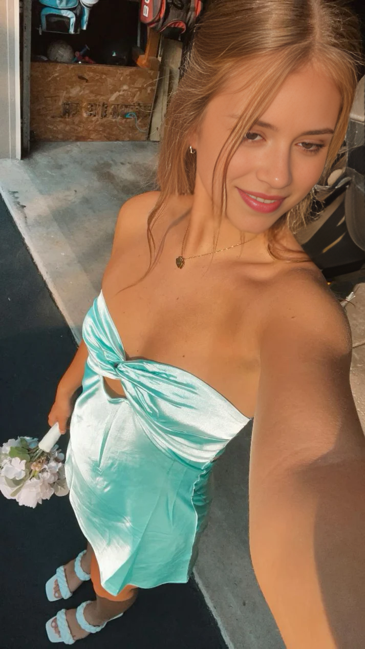 Aimishang Sweetheart Strapless Sleeveless Satin Short Prom Dress Lovely Homecoming Dress Charming Birthday Party Dress