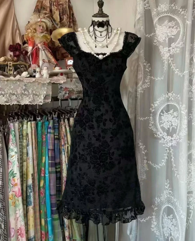 Aimishang Elegant A Line Lace Prom Dress Chic Homecoming Dress Lovely Party Dress Charming Cocktail Dress No With Neck accessories