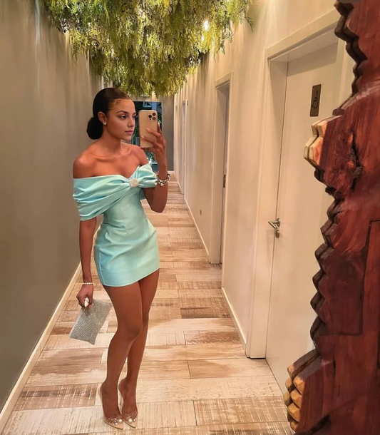 Aimishang Chic Off Shoulder Homecoming Dress Sweetheart Birthday Party Dress Graduation Dress Short Prom Dress