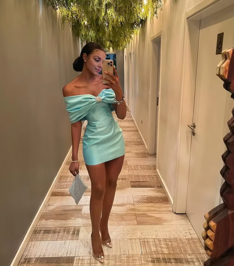 Aimishang Chic Off Shoulder Homecoming Dress Sweetheart Birthday Party Dress Graduation Dress Short Prom Dress