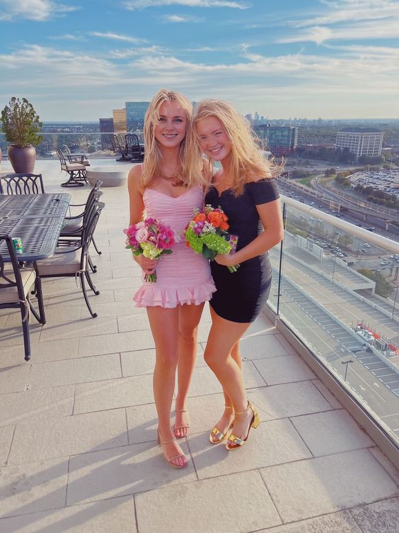 Aimishang Sweetheart V-neck Homecoming Dress Cute Graduation Dress Short Prom Dress Birthday Party Dress