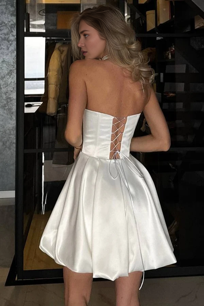 Aimishang Charming A-Line Strapless Sleeveless Homecoming Dress Short Graduation Dress Sexy Birthday Party Dress
