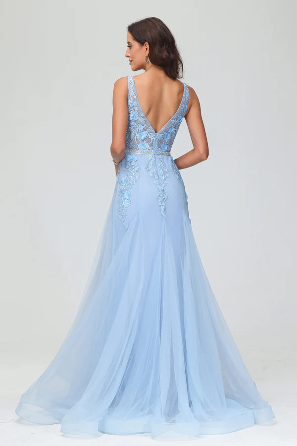 Wholesale Elegant Prom Dresses Sleeveless Deep V-neck A-Line Sweep Train Tulle Gown