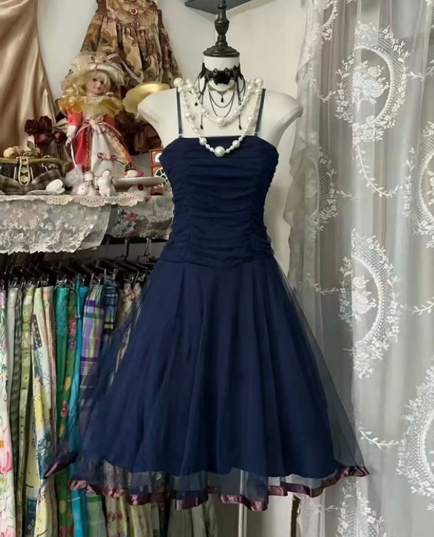 Aimishang Elegant A Line Spaghetti Straps Sleeveless Prom Dress Chic Homecoming Dress Lovely Party Dress Sweetheart Cocktail Dress No With Neck accessories