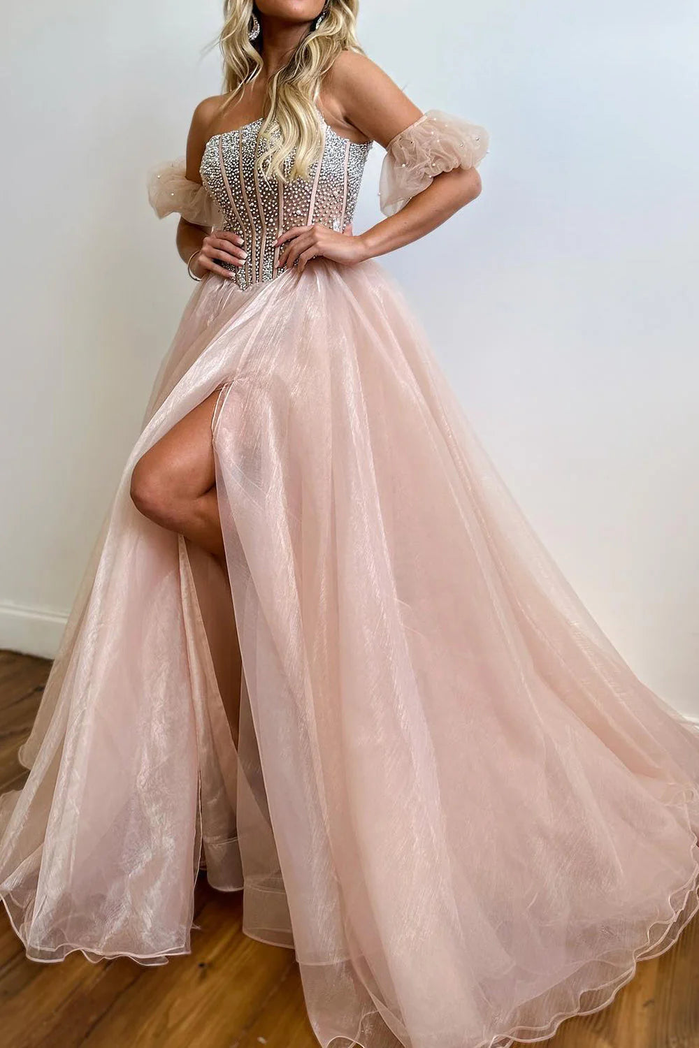 Aimishang Charming A-Line Strapless Corset Beaded Long Prom Dress Off Shoulder With Slit