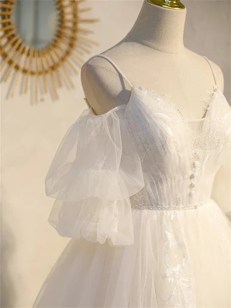 Spaghetti Strap V-neck Lace Homecoming Dress Tulle Short Prom Dress Wholesale