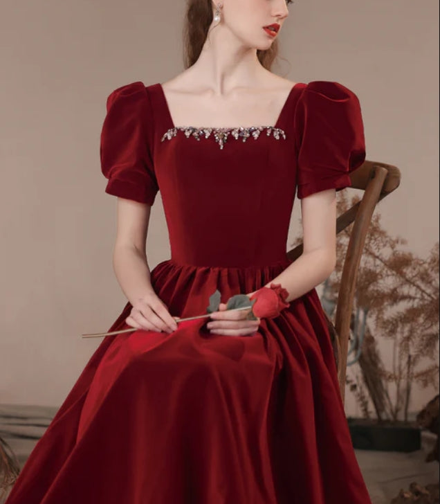 Wine Red Short Sleeves A-line Velvet Party Dress Bridesmaid Dress Elegant Evening Dress Wholesale