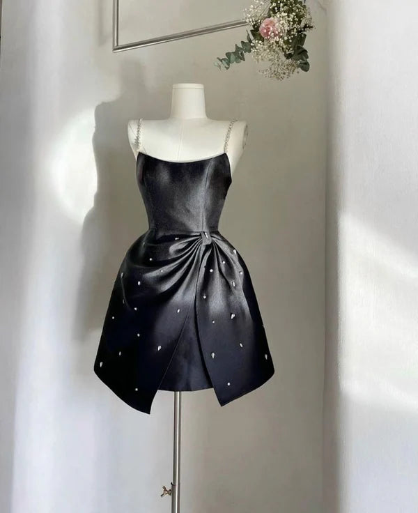 Aimishang Chic Straps Beading Short Party Dress Mini Homecoming Dress Lovely Graduation Dress
