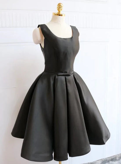 Aimishang Lovely A-line Sleeveless Backless Satin Homecoming Dress With Bow Short Prom Dress Sweet Graduation Dress Cute Birthday Party Dress