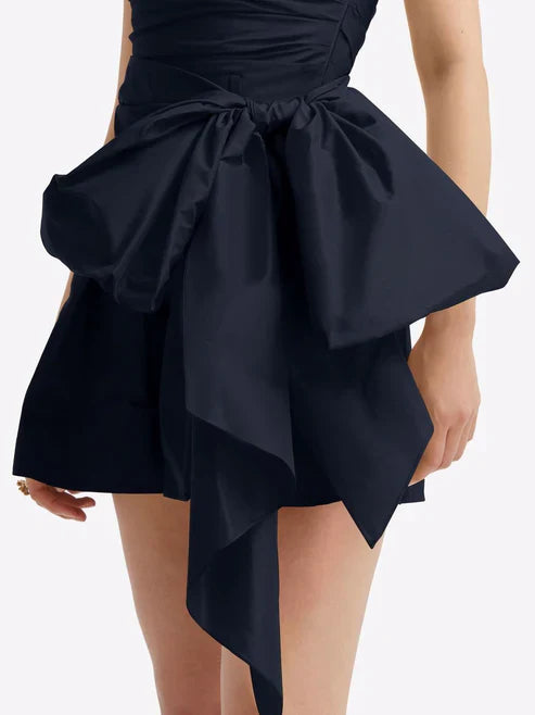 Aimishang Lovely A Line Strapless Short Homecoming Dress Cute Birthday Party Dress With Bow No With Accessories