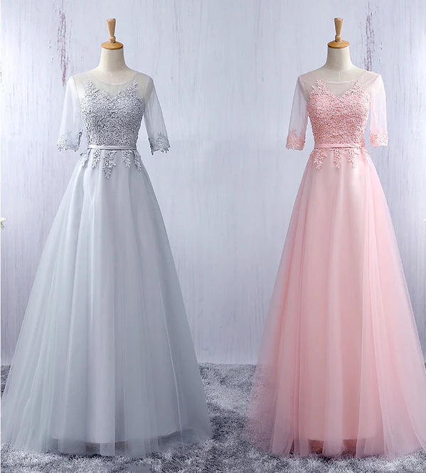 Lovely Tulle Round Neckline A-line Party Dress with Lace Applique Short Sleeves Long Bridesmaid Dress Prom Dress