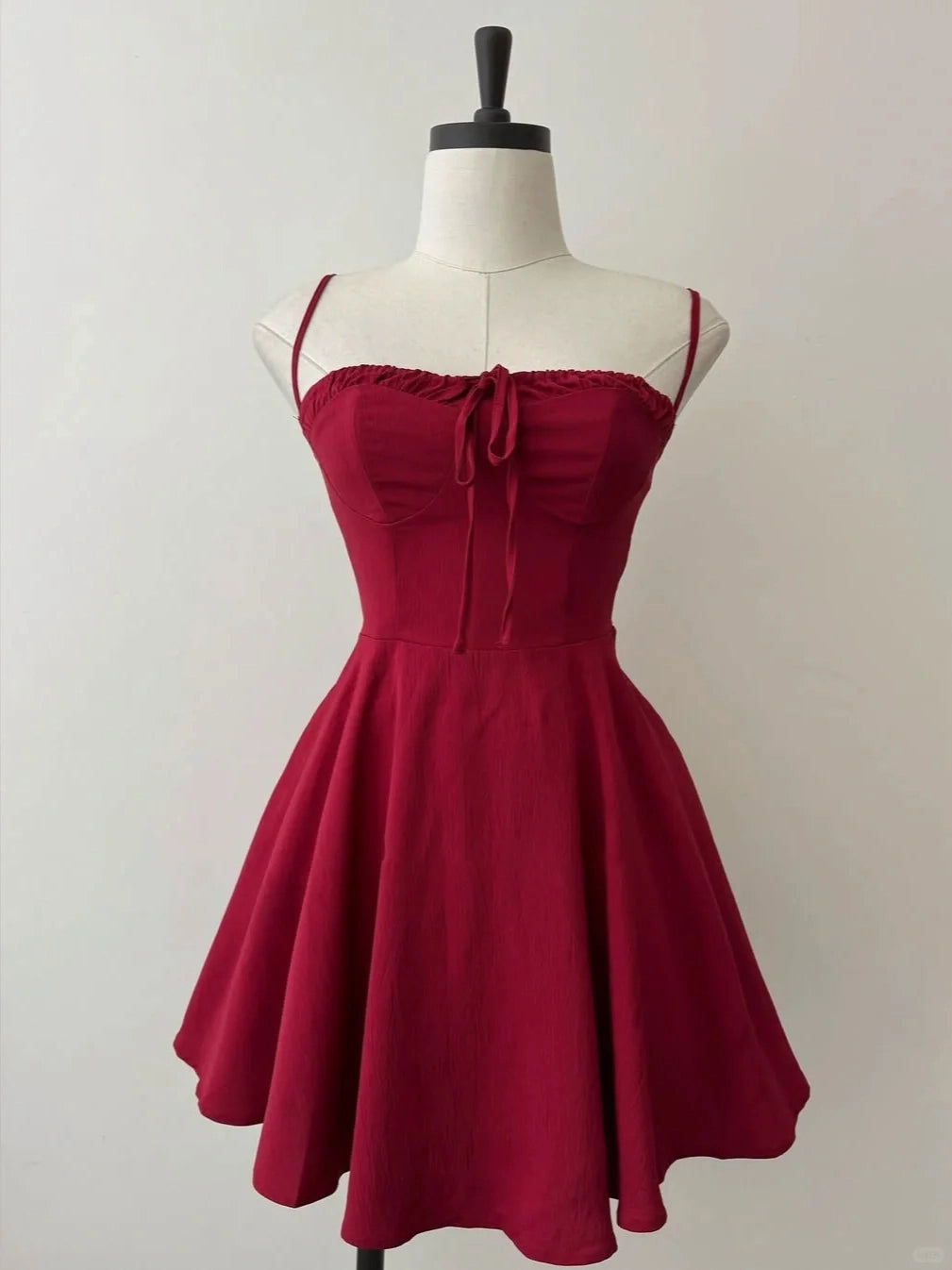 Aimishang Lovely A Line Spaghetti Straps Short Homecoming Dress Sleeveless Summer Birthday Party Dress