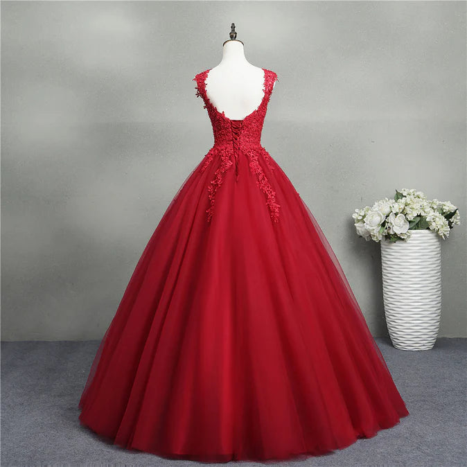 Gorgeous Red Ball Gown Sweet 16 Gown Tulle with Lace Applique Party Dress Prom Dress Wholesale