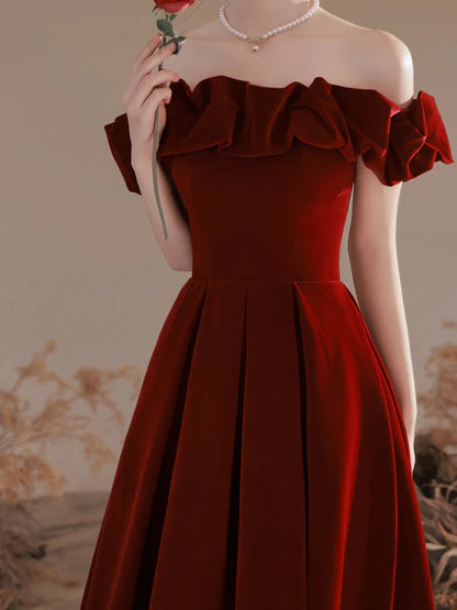 Wine Red Velvet Long Wedding Party Dresses A-line Off Shoulder Junior Prom Dress Elegant Evening Dress