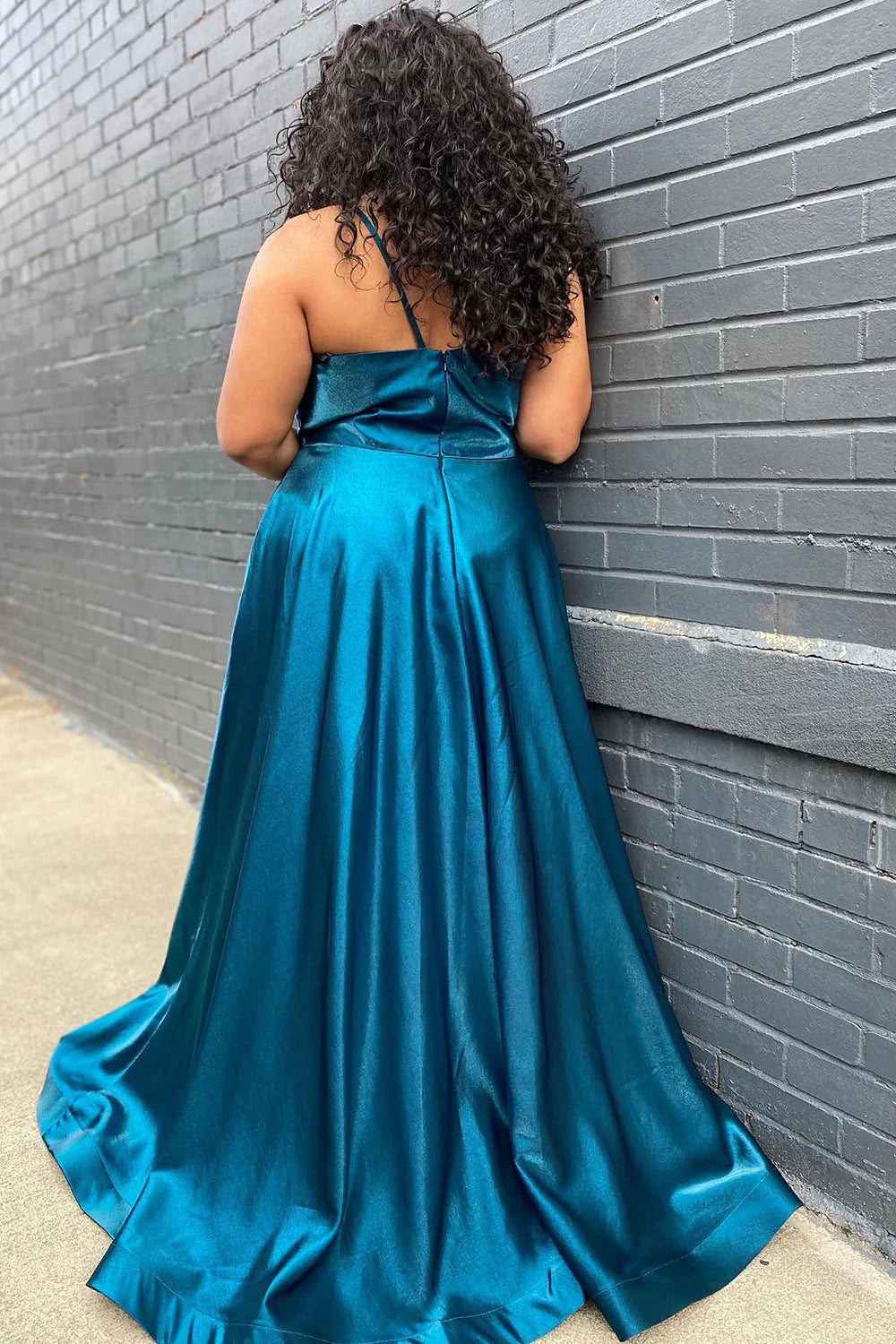 Wholesale Long Prom Dress Satin Spaghetti Straps with Slit Plus Size