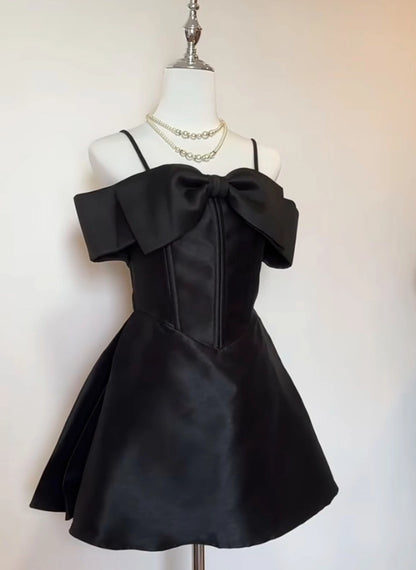 Aimishang Pretty A Line Spaghetti Straps Black Sleeveless Short Homecoming Dress Summer Cute Birthday Party Dress With Bow