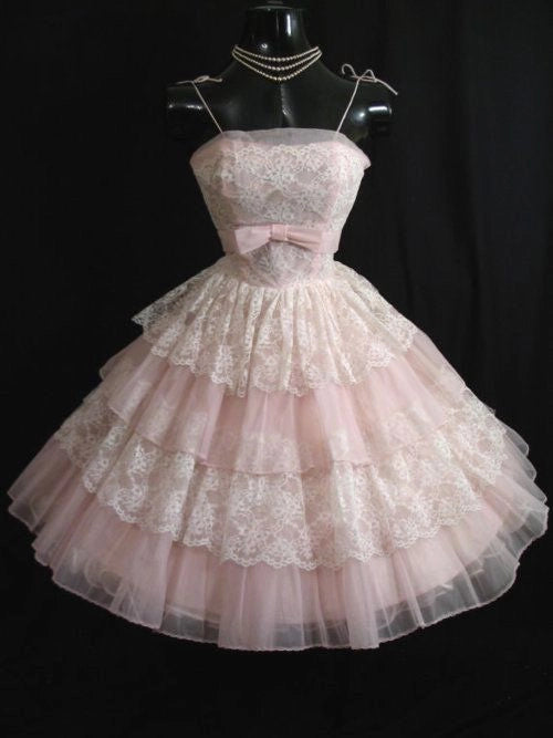 Aimishang Pretty A Line Spaghetti Straps Layered Tulle Lace Sleeveless Birthday Party Dress Sweet Graduation Homecoming Dress
