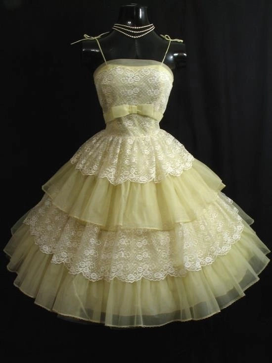 Aimishang Pretty A Line Spaghetti Straps Layered Tulle Lace Sleeveless Birthday Party Dress Sweet Graduation Homecoming Dress