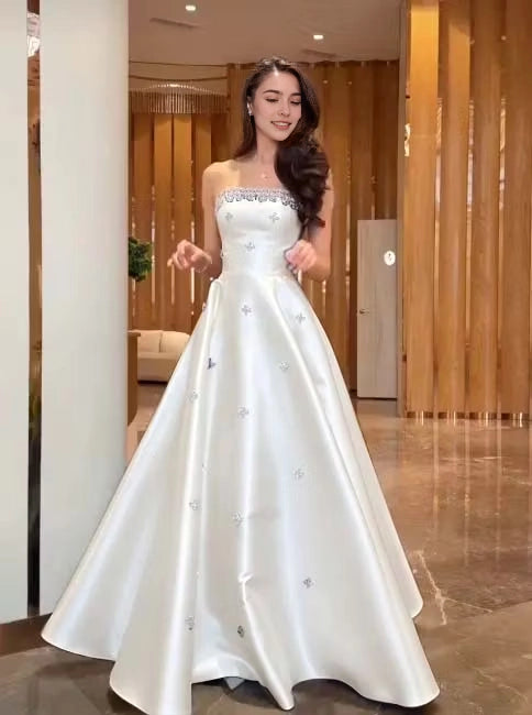 Aimishang Pretty A Line Strapless Satin Beaded Long Formal Prom Dress Elegant Party Evening Gown