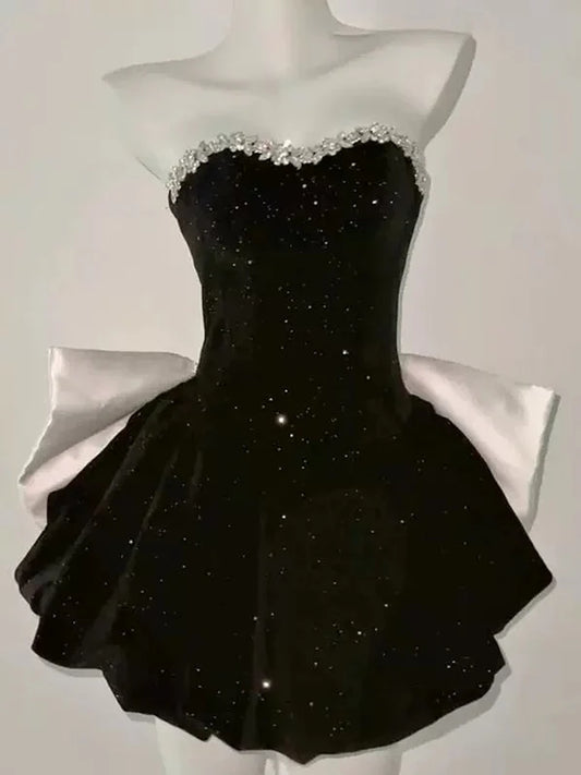 Aimishang Pretty A Line Sweetheart Sleeveless Strapless Beaded Short Formal Prom Dress Shiny Black Homecoming Dress
