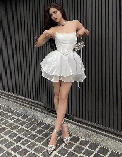 Aimishang Pretty Strapless A-Line Sleeveless Short Graduation Party Dress Stylish Homecoming Dress