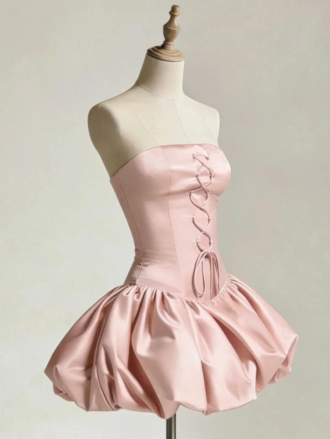 Aimishang Pretty Strapless A-line Satin Sleeveless Short Summer Homecoming Dress Cute Graduation Party Dress