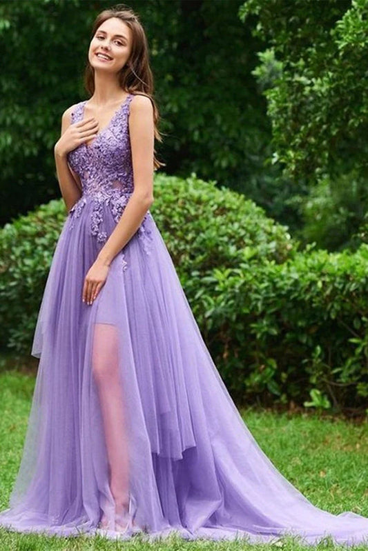 Wholesale V Neck A Line Prom Dresses Tulle With Applique Sweep