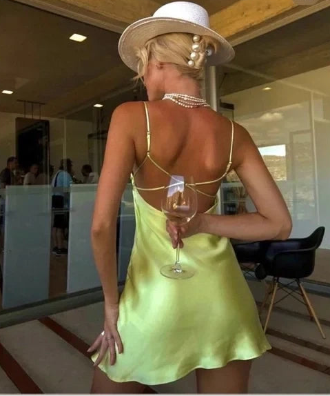 Aimishang Sexy Green Spaghetti Straps Satin Sleeveless Short Birthday Party Dress Fashion Mini Graduation Homecoming Dress