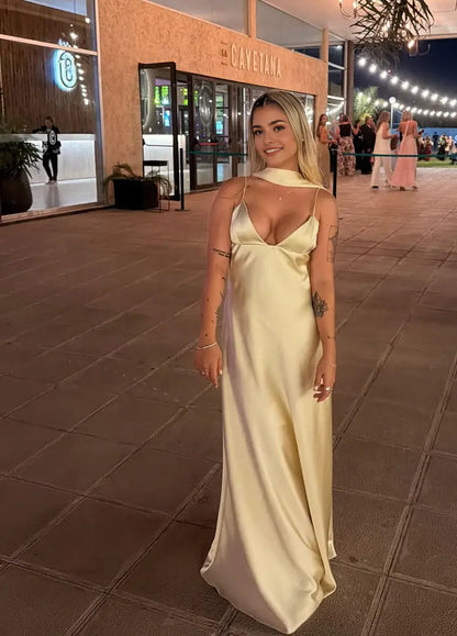 Aimishang Sexy Spaghetti Straps Satin Open Back Long Formal Dress Simple Party Evening Gown