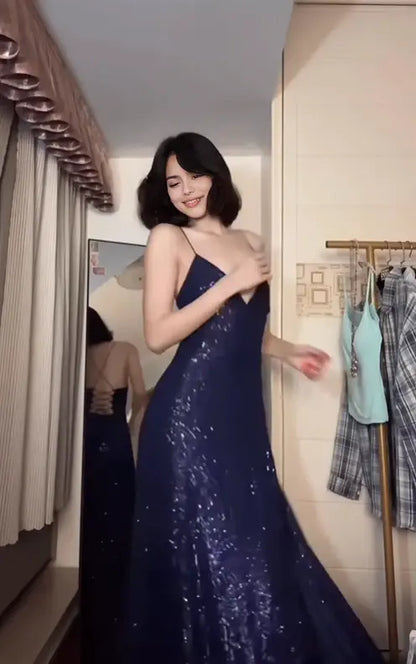 Aimishang Sparkly A Line Spaghetti Straps Sleeveless Sequin Long Formal Prom Dress Charming Evening Party Dress with Slit