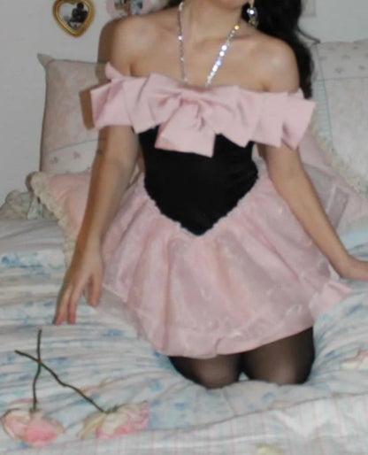 Aimishang Sweet A-Line Off-Shoulder Ruffled Bow-Accent Short Party Homecoming Dress