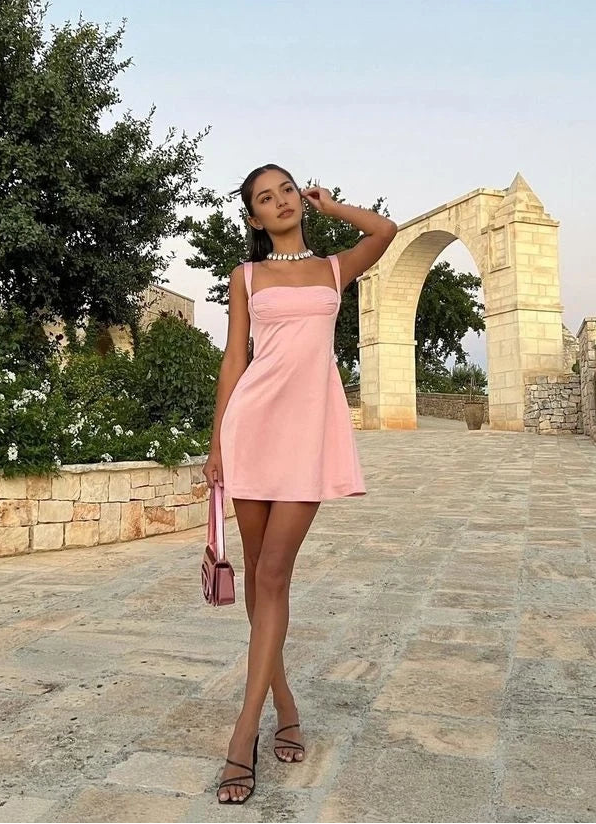 Aimishang Sweet A-Line Square Neck Sleeveless Satin Short Homecoming Dress Chic Party Gown