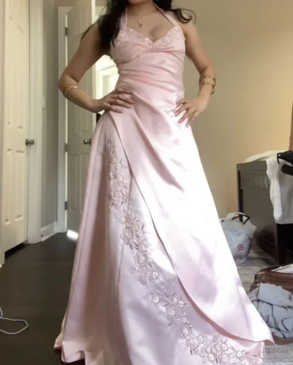 Aimishang Sweet A Line Halter Sleeveless Graduation Dress Elegant Long Formal Prom Dress