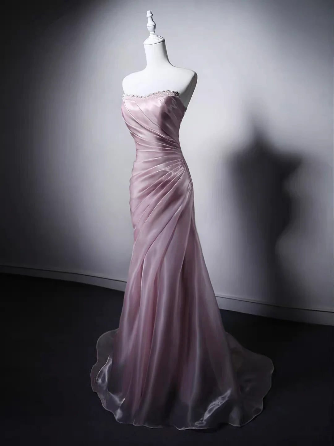 Aimishang Sweet Mermaid Strapless Sleeveless Beaded Long Formal Prom Dress Pretty Party Evening Gown
