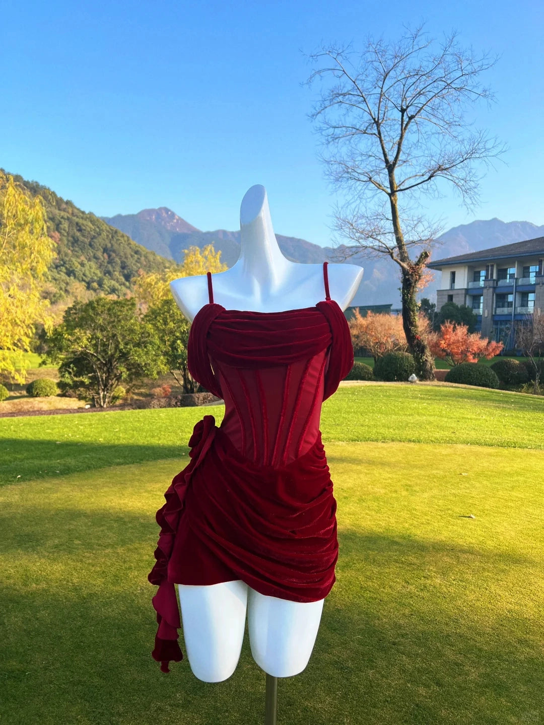 Aimishang Vintage Sheath Spaghetti Straps Sleeveless Short Homecoming Dress Chic Graduation Party Dress