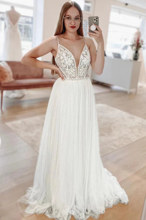 Wholesale Elegant Simple White A-Line Boho Long Chiffon Wedding Dress with Lace Appliques