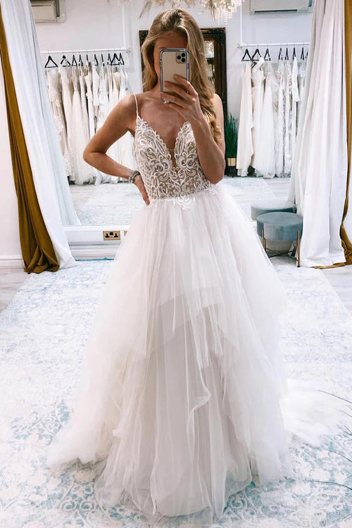 Wholesale Elegant Ivory A-Line Backless Tulle Long Wedding Dress with Appliques